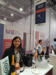 意大利出口商寻新机遇｜慢食葡萄酒展会生产商亮相伦敦